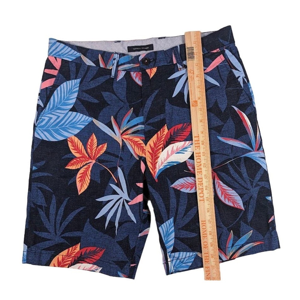Tommy Hilfiger Blue Tropical Print Men's Shorts - Picture 3 of 8